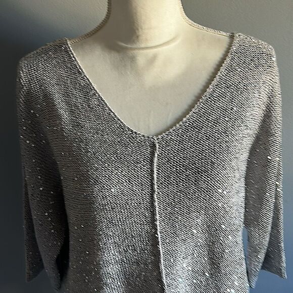 WD•NY Sequin Silver Sweater! - Picture 5 of 10